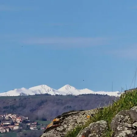 Escapade Au Calme Dans Maison Typique Auvergnate Renovee Semesterbostad Bergonne